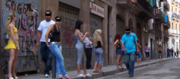  Grenoble (FR) prostitutes